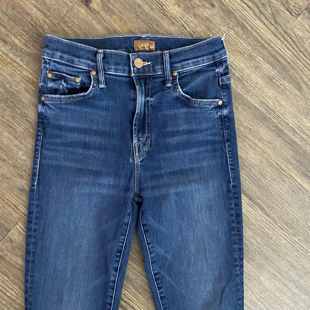 MOTHER The Insider High Rise Crop Step Fray Bootcut Jeans size 25 in Teaming Up - Picture 5 of 12